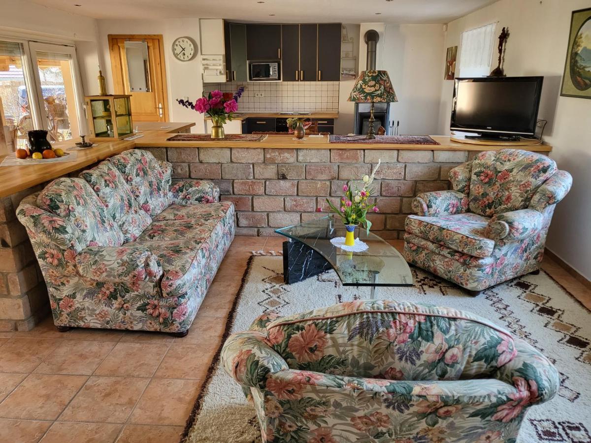 Ehm Family Resort Mesteri Dış mekan fotoğraf